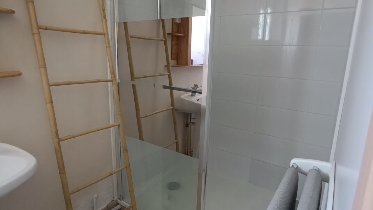 Photo of Bathroom in Lussac-les-Chateaux