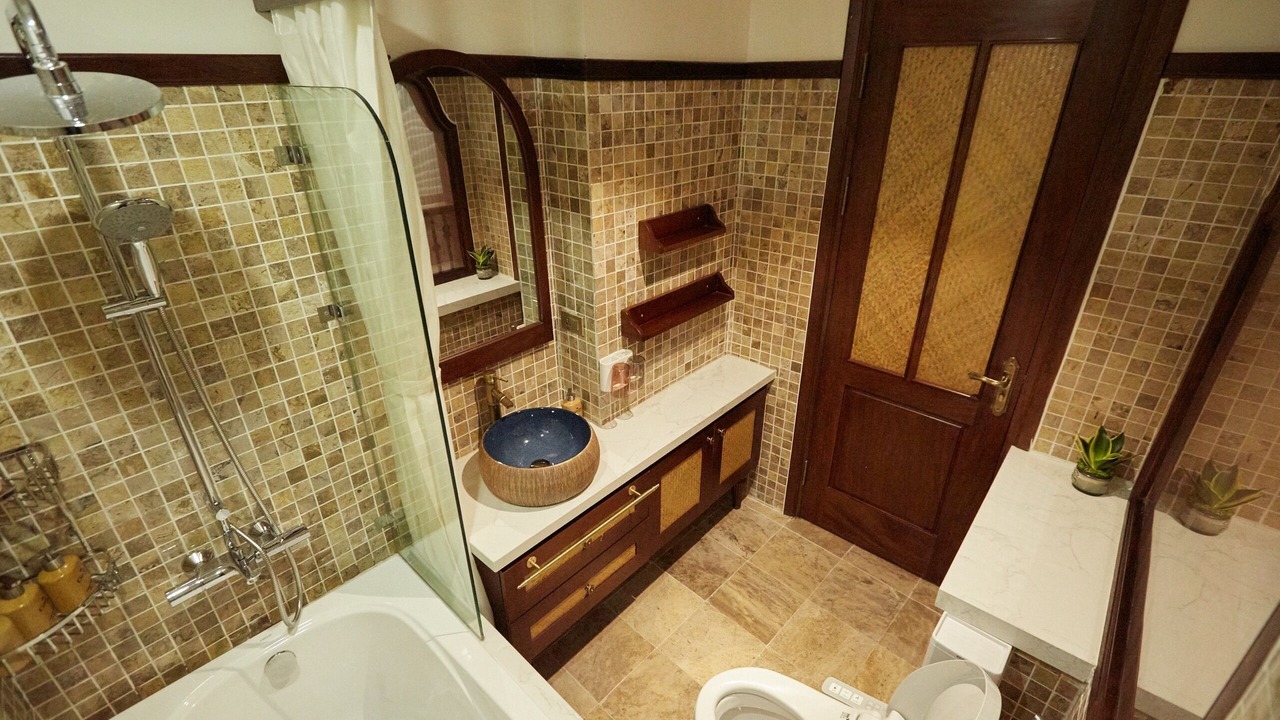 Photo of Bathroom in Bui Thi Xuan