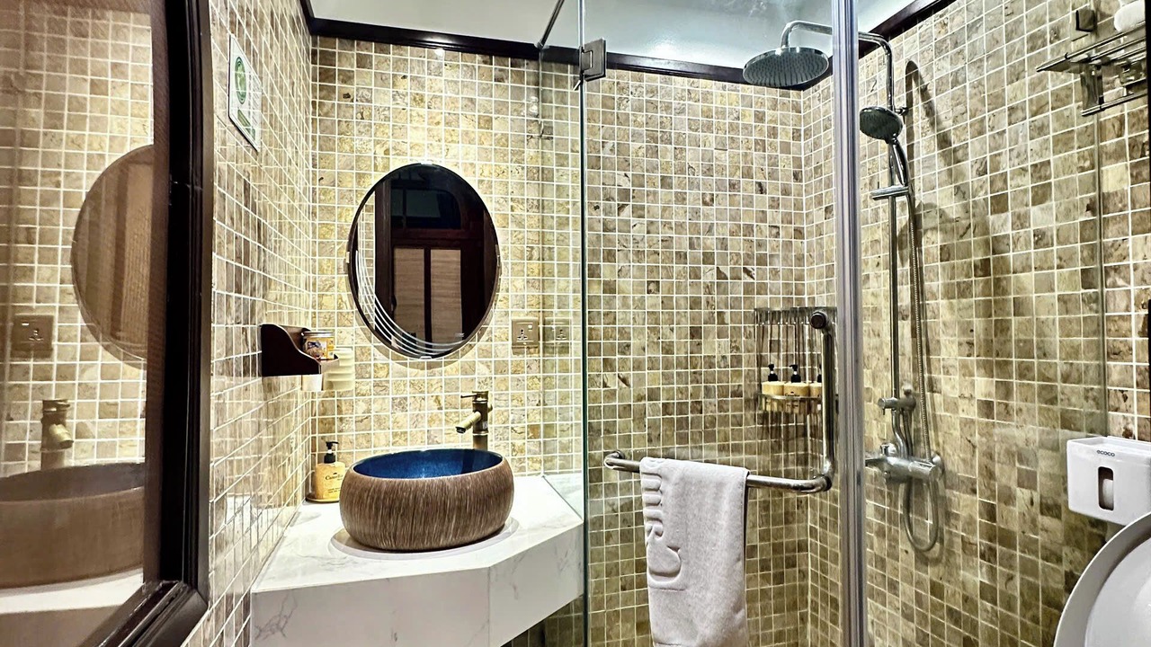 Photo of Bathroom in Bui Thi Xuan