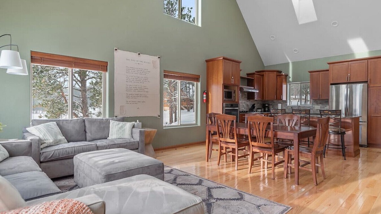 Photo of Bedroom in Hill City