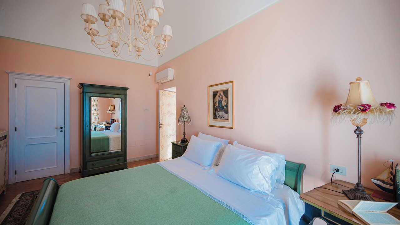 Photo of Bedroom in Pogerola