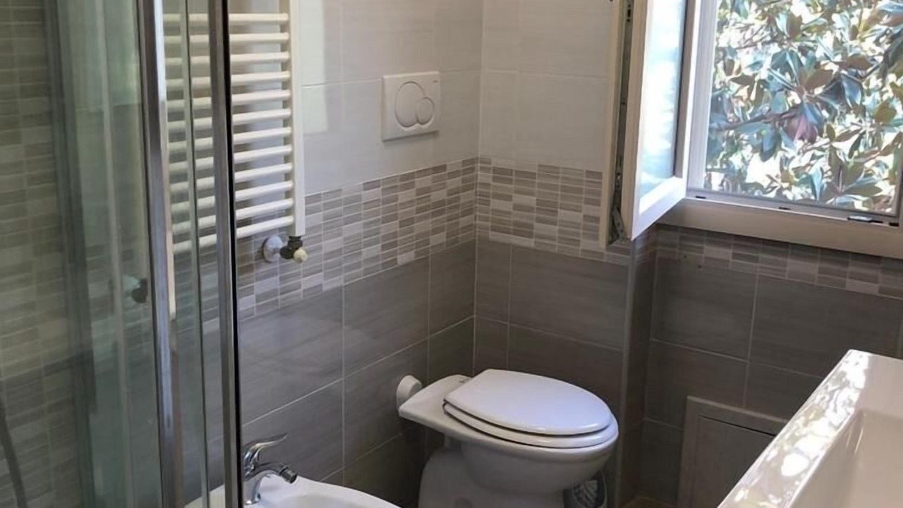 Photo of Bathroom in Latina Lido