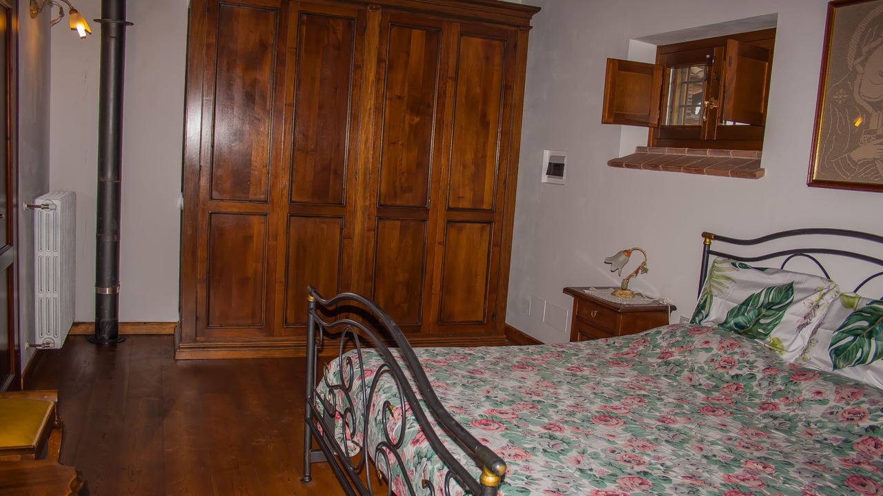 Photo of Bedroom in Montecampano