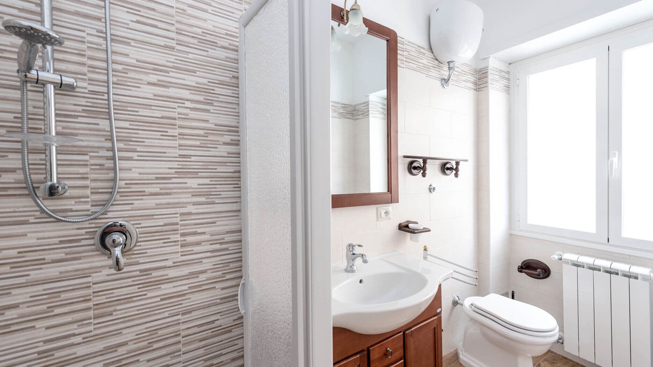 Photo of Bathroom in Quartiere XI Portuense