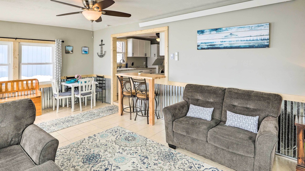 Photo of Livingroom in Hamlin County