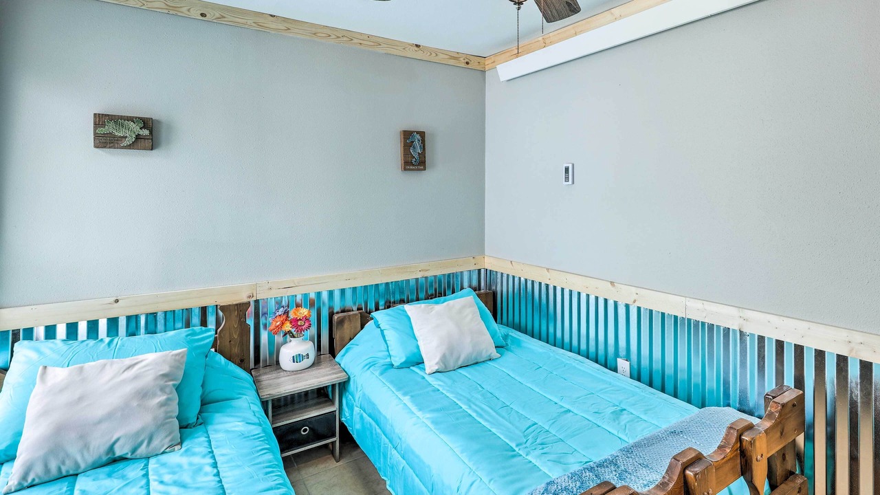 Photo of Bedroom in Hamlin County