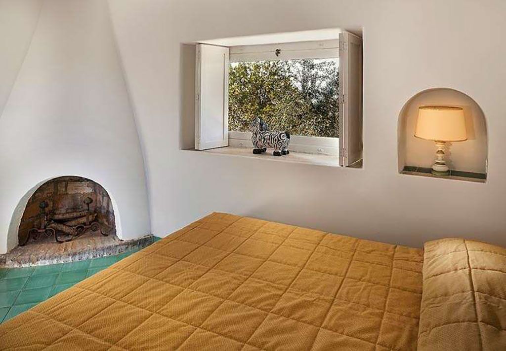Photo of Bedroom in Forio