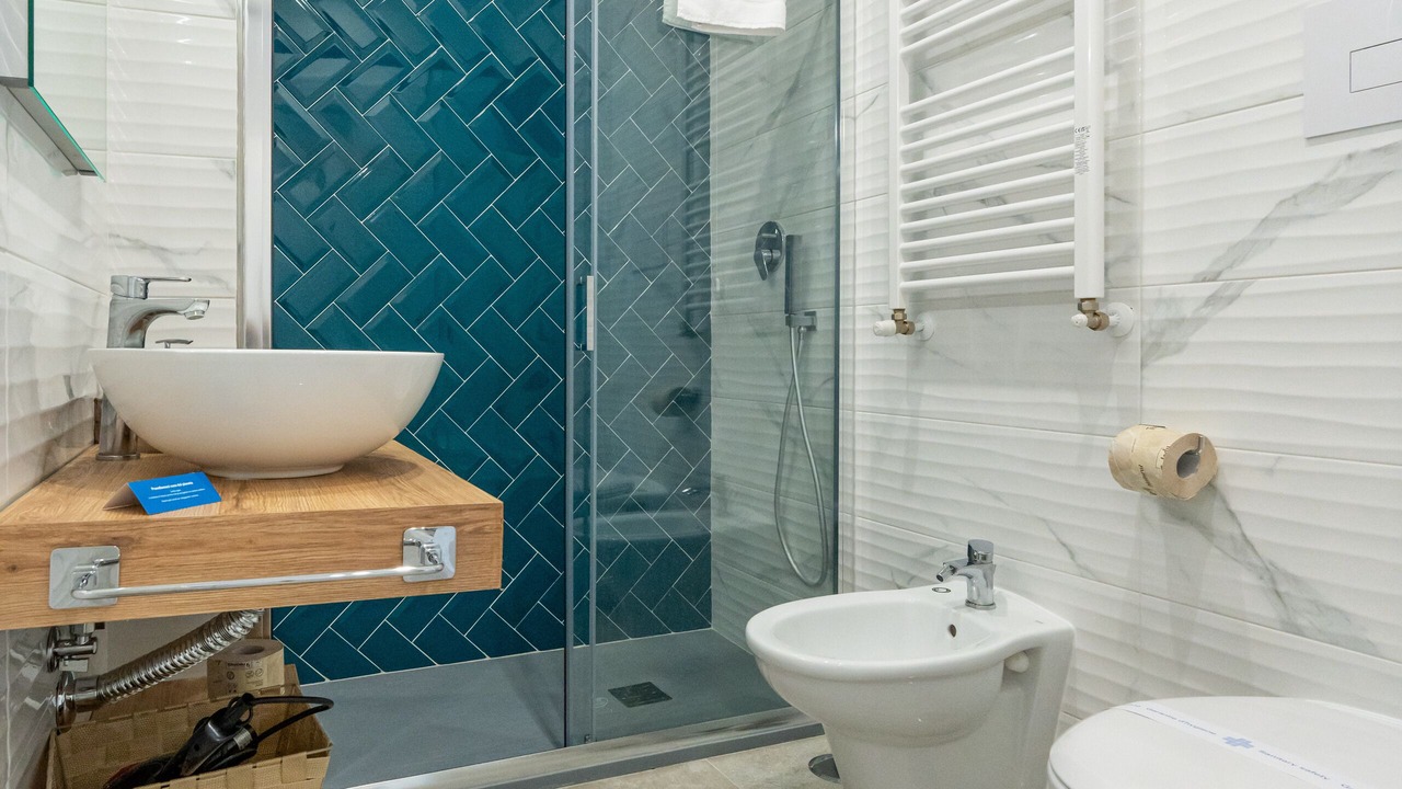 Photo of Bathroom in Bacoli