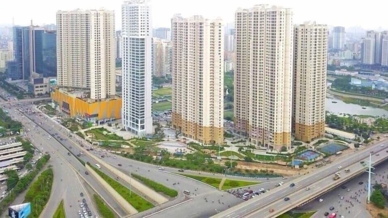 Photo of Outdoor in Trung Hoa Nhan Chinh