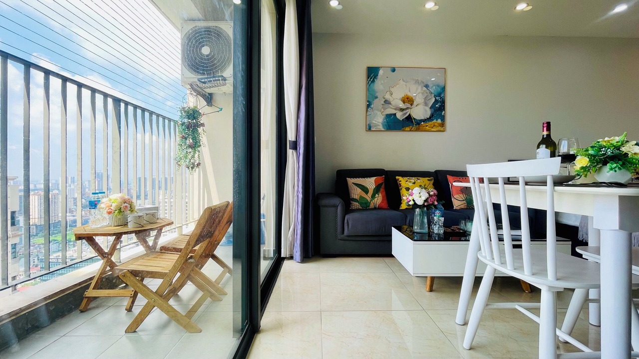 Photo of Patio Balcony in Trung Hoa Nhan Chinh