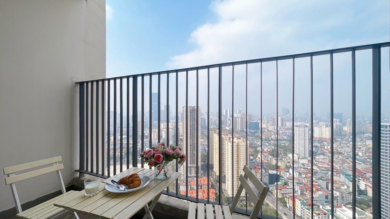 Photo of Patio Balcony in Trung Hoa Nhan Chinh