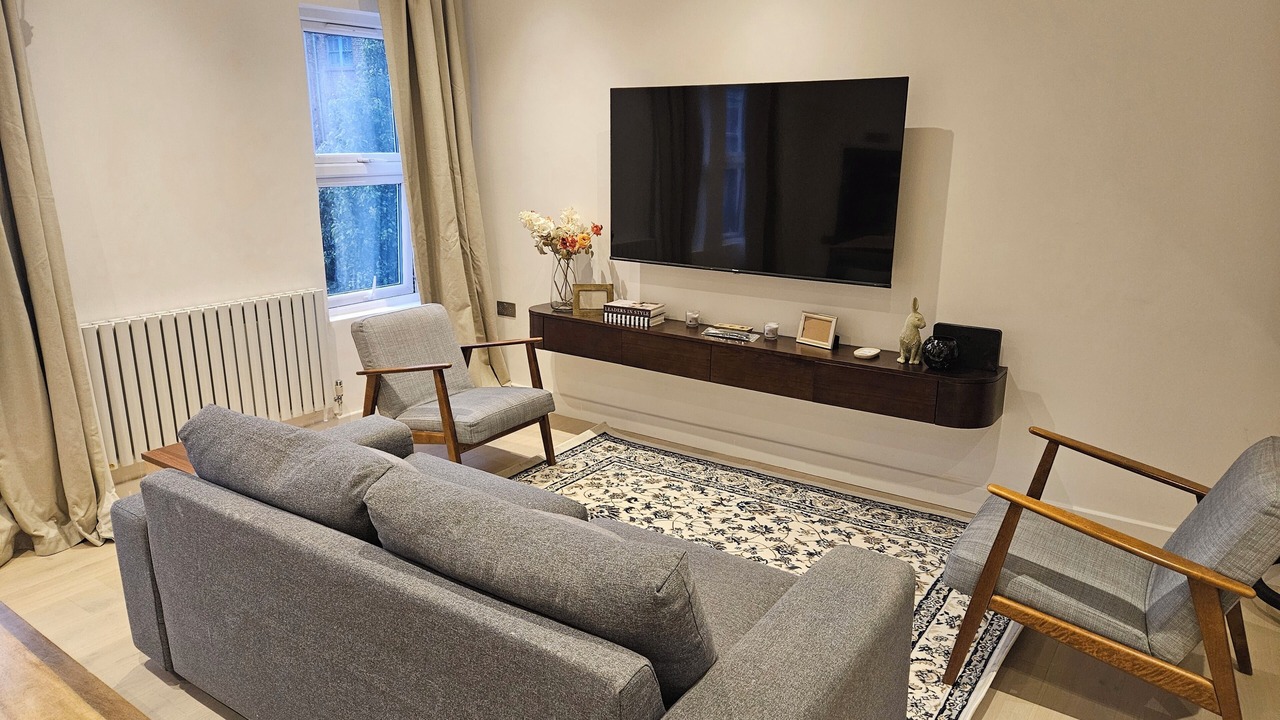 Photo of Livingroom in Harrow Road