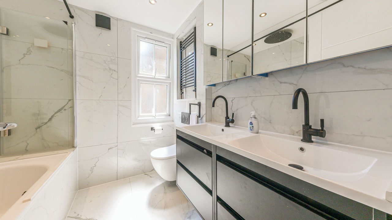 Photo of Bathroom in Harrow Road