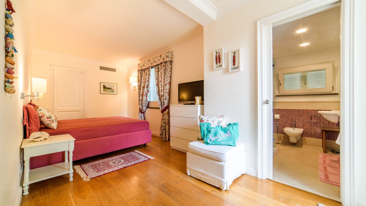 Photo of Bedroom in Schiazzano