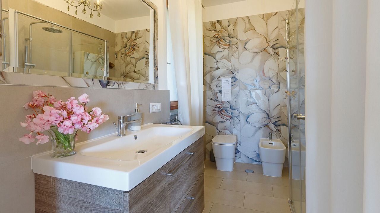 Photo of Bathroom in Possesso