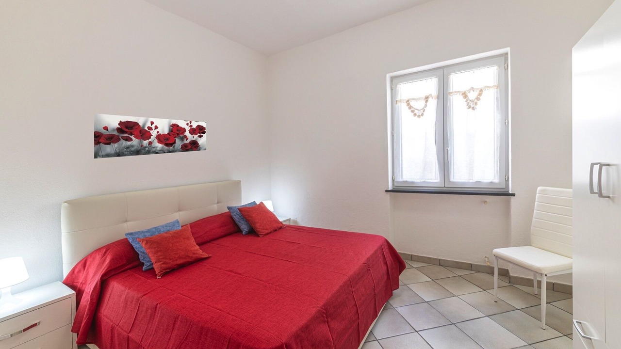Photo of Bedroom in Forio