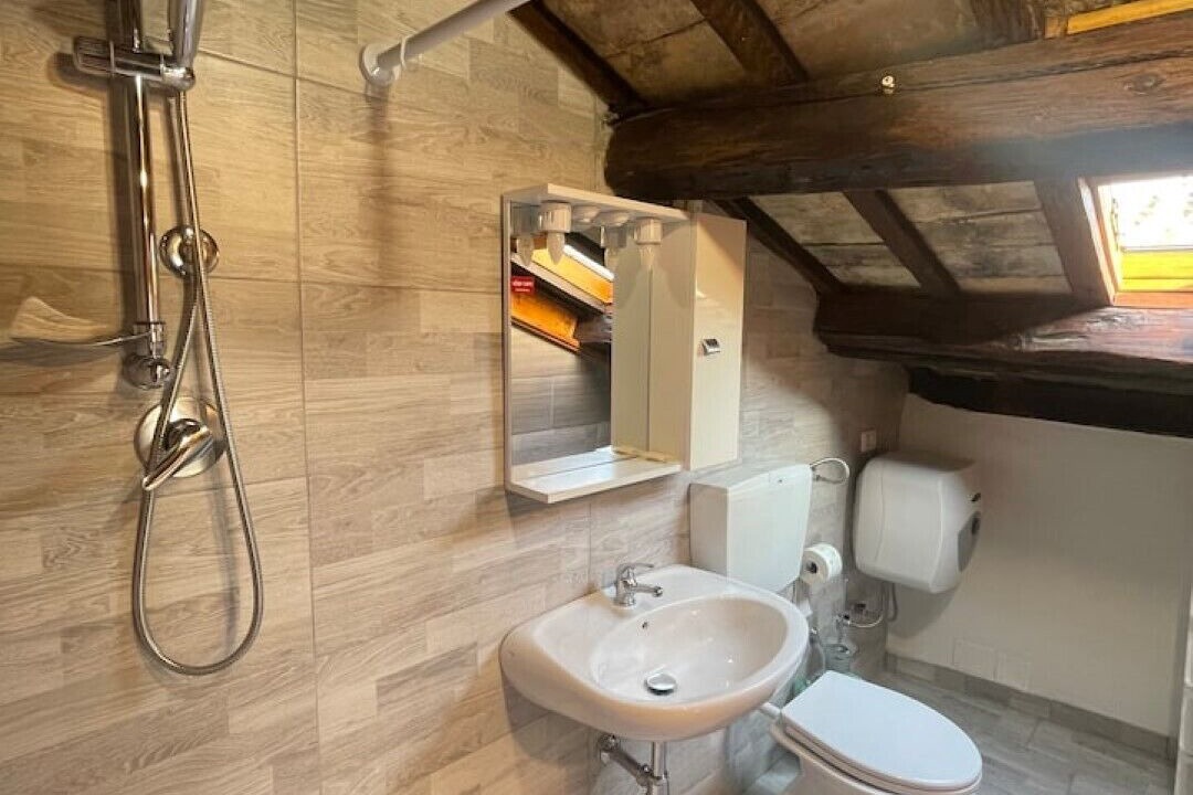 Photo of Bathroom in Vasto