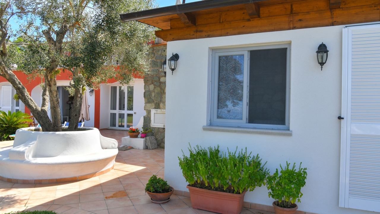 Photo of Patio Balcony in Panza