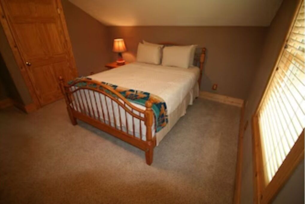 Photo of Bedroom in Hill City