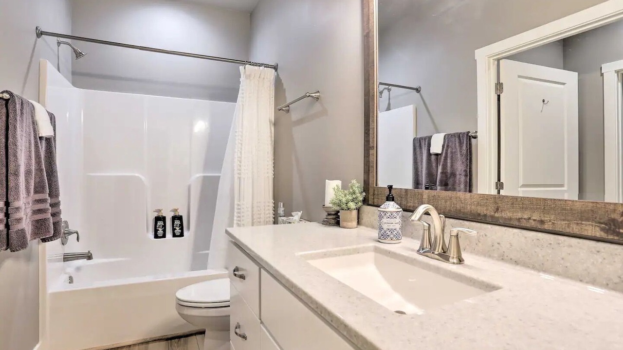 Photo of Bathroom in Spearfish