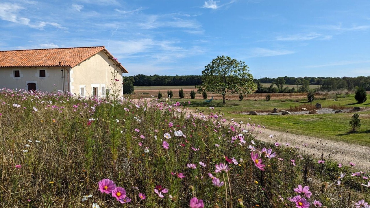Photo of Outdoor in Oradour-Fanais