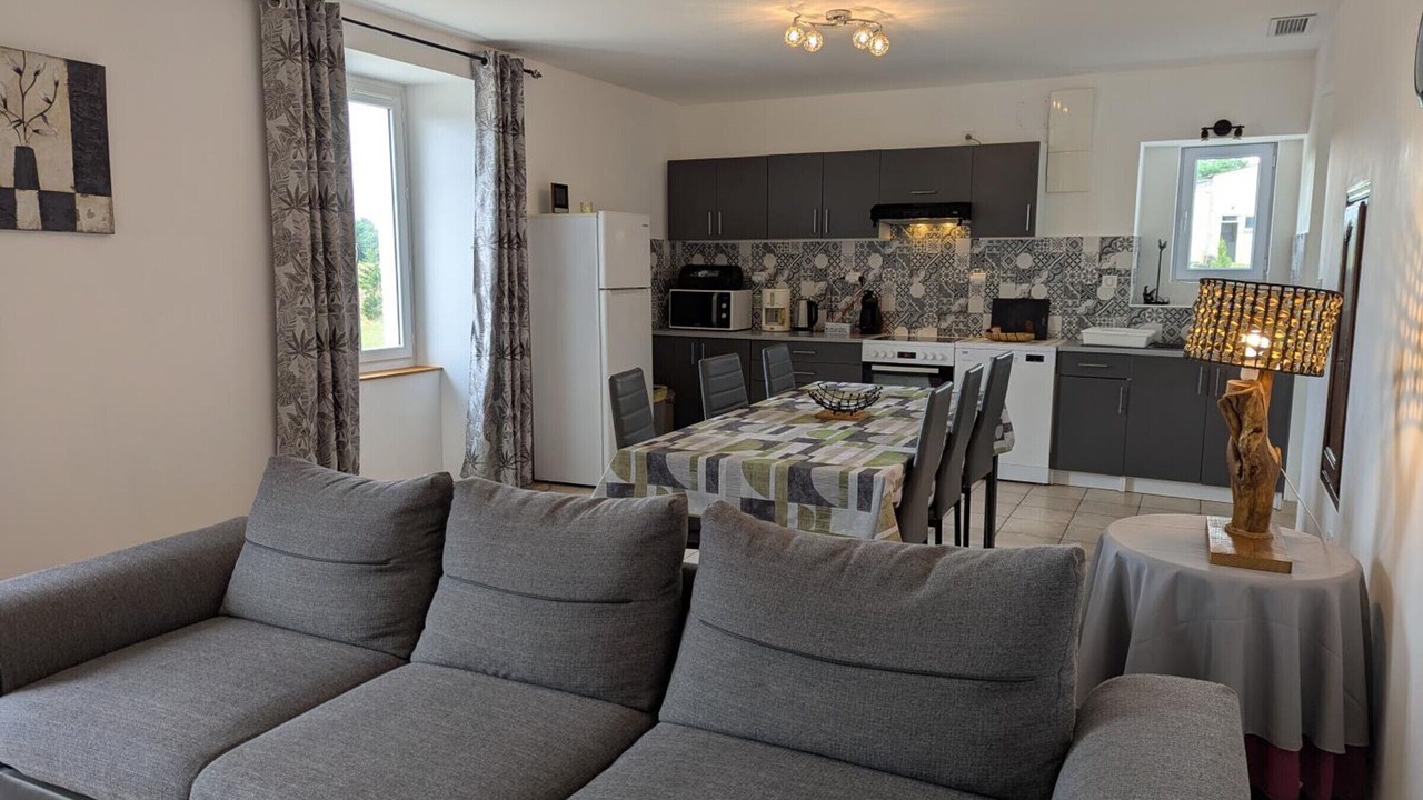 Photo of Livingroom in Oradour-Fanais