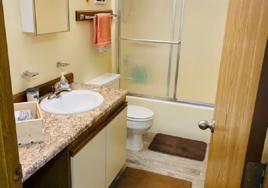 Photo of Bathroom in Deadwood