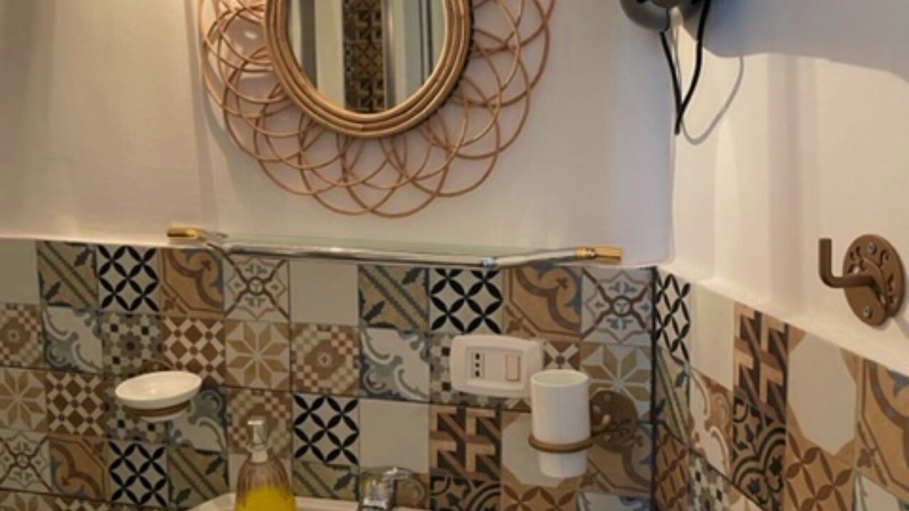 Photo of Bathroom in Naples City Centre