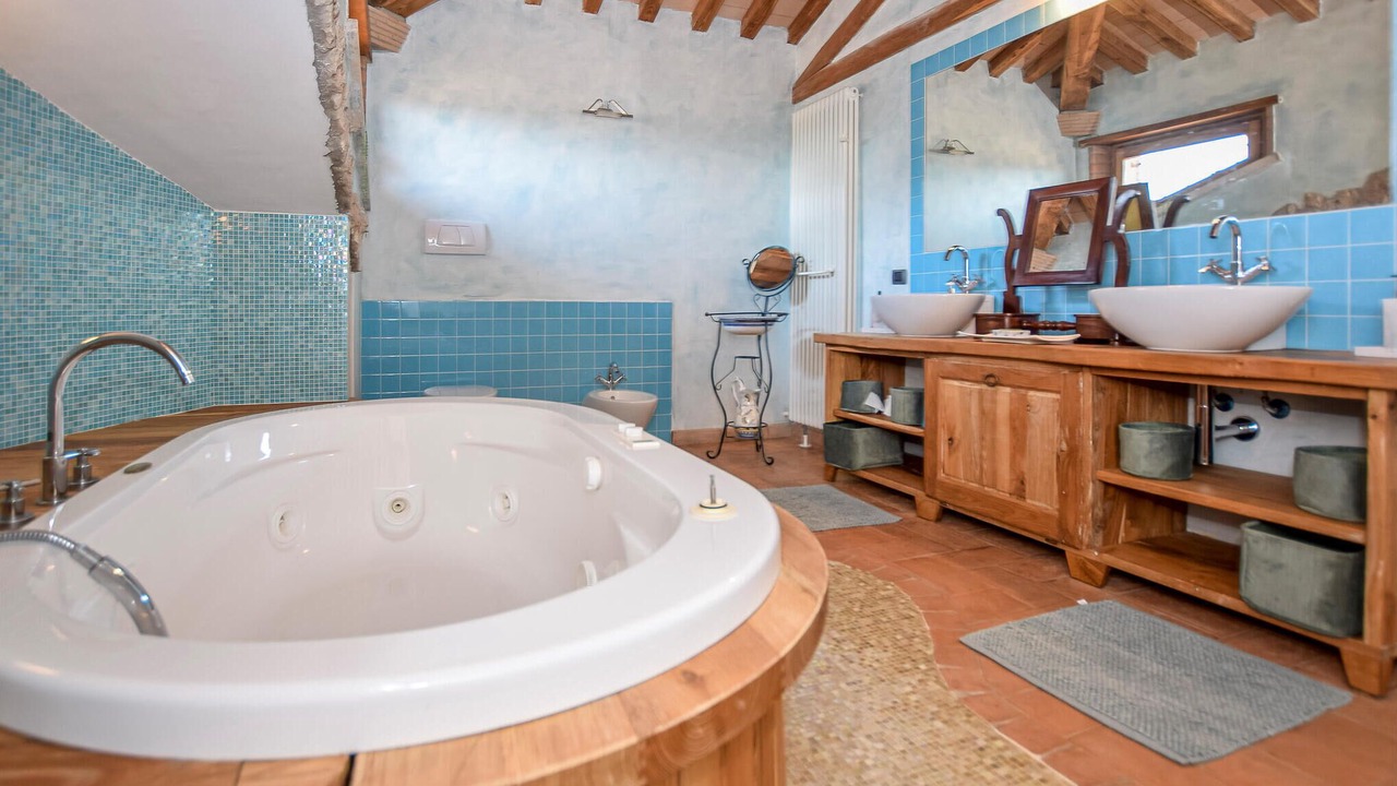 Photo of Bathroom in Corbara