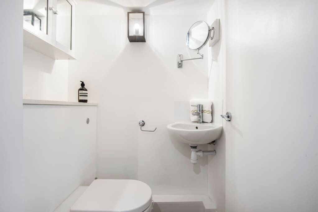 Photo of Bathroom in Bayswater