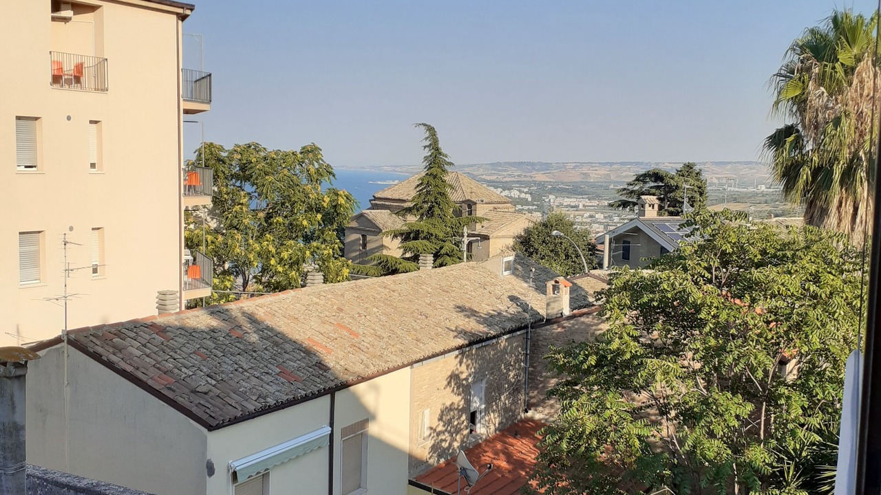 Photo of Others in Vasto