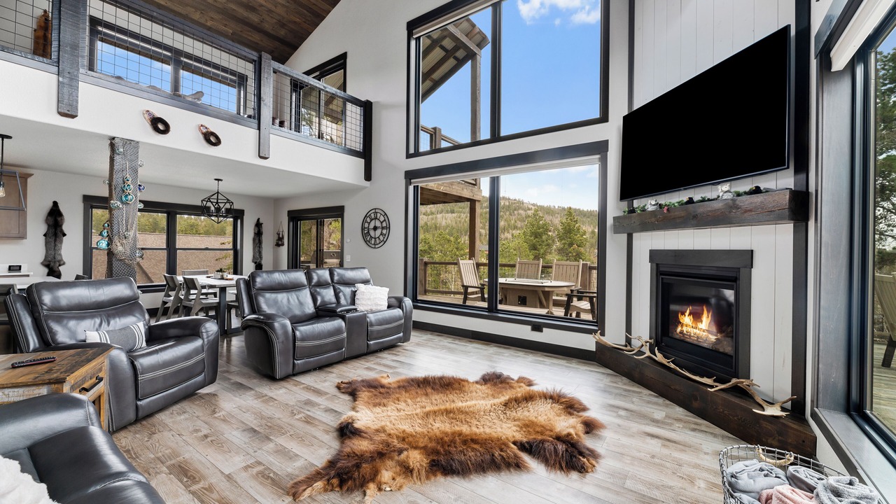 Photo of Livingroom in Lead