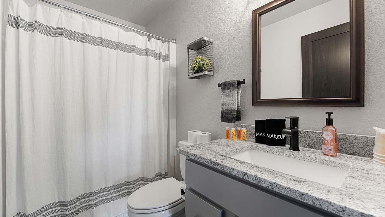 Photo of Bathroom in Lead