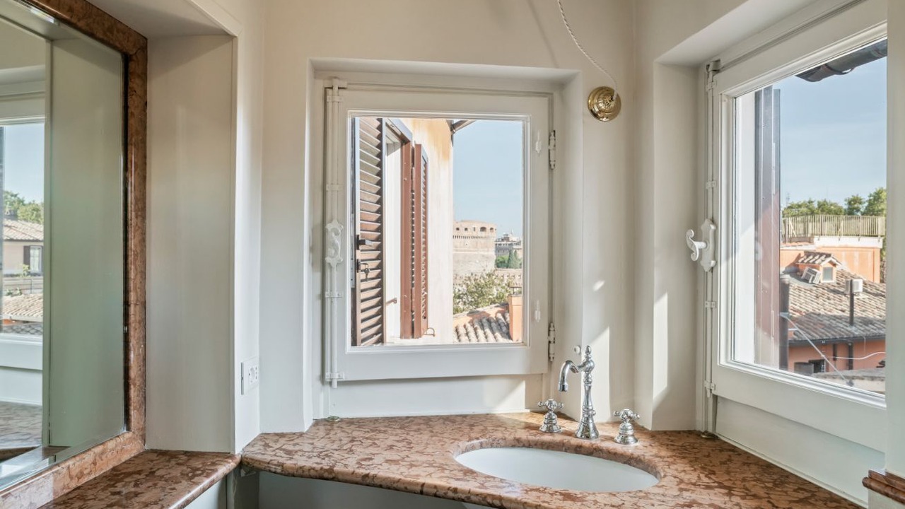 Photo of Bathroom in Rione V Ponte
