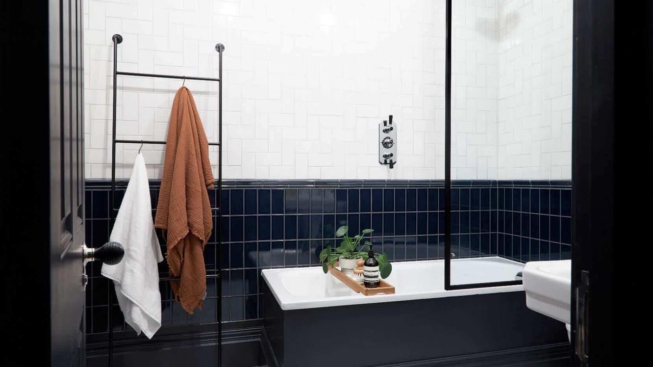 Photo of Bathroom in Angel