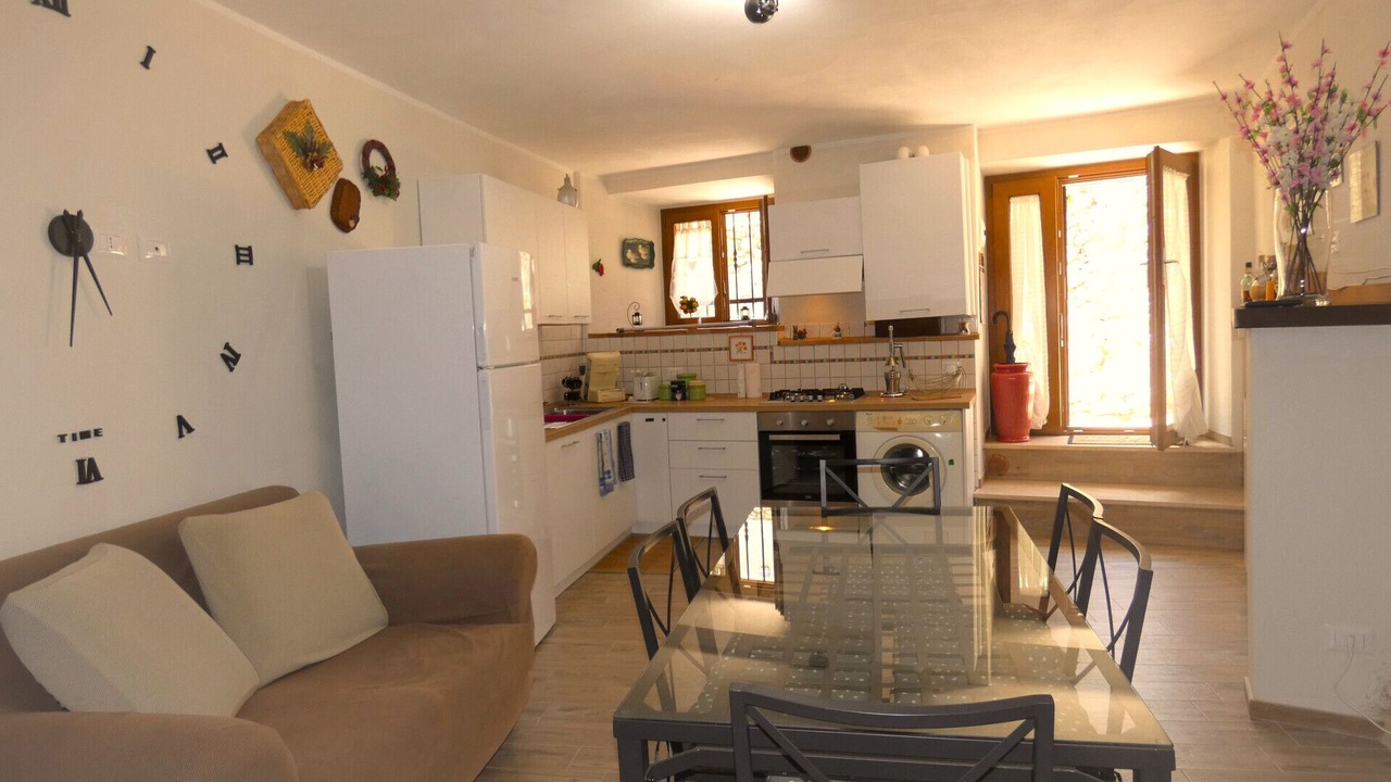 Photo of Livingroom in Amelia