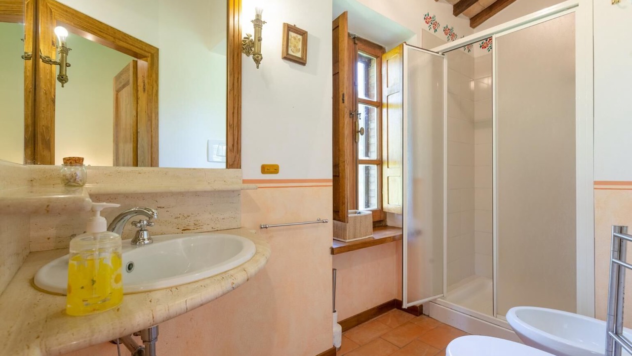 Photo of Bathroom in Parrano