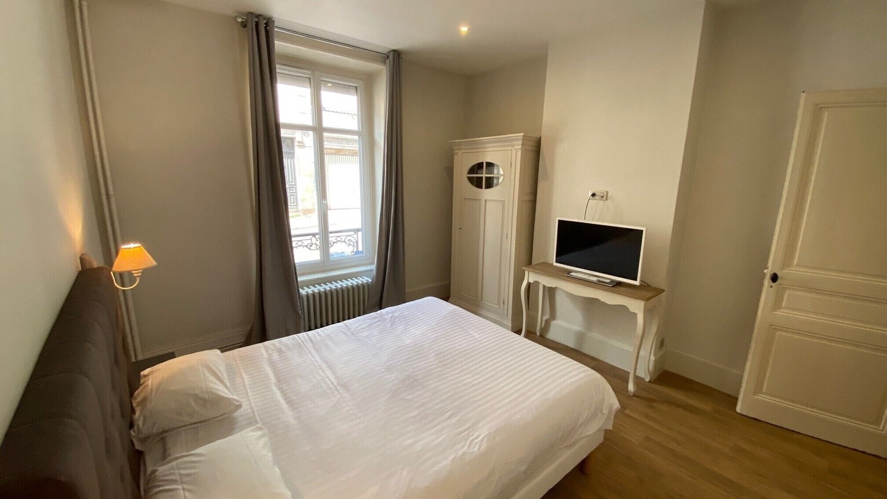 Photo of Bedroom in Limoges