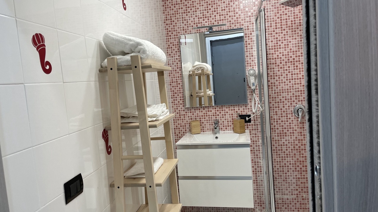 Photo of Bathroom in Naples