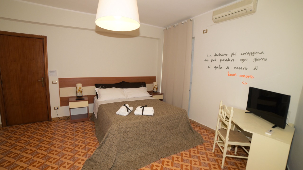 Photo of Bedroom in Lamezia Terme