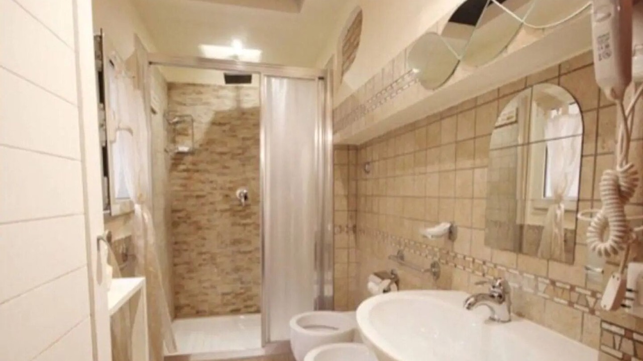 Photo of Bathroom in Repubblica