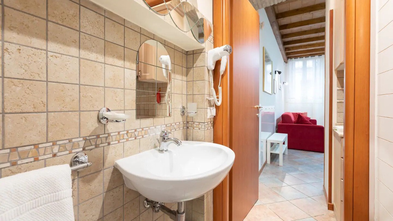 Photo of Bathroom in Repubblica