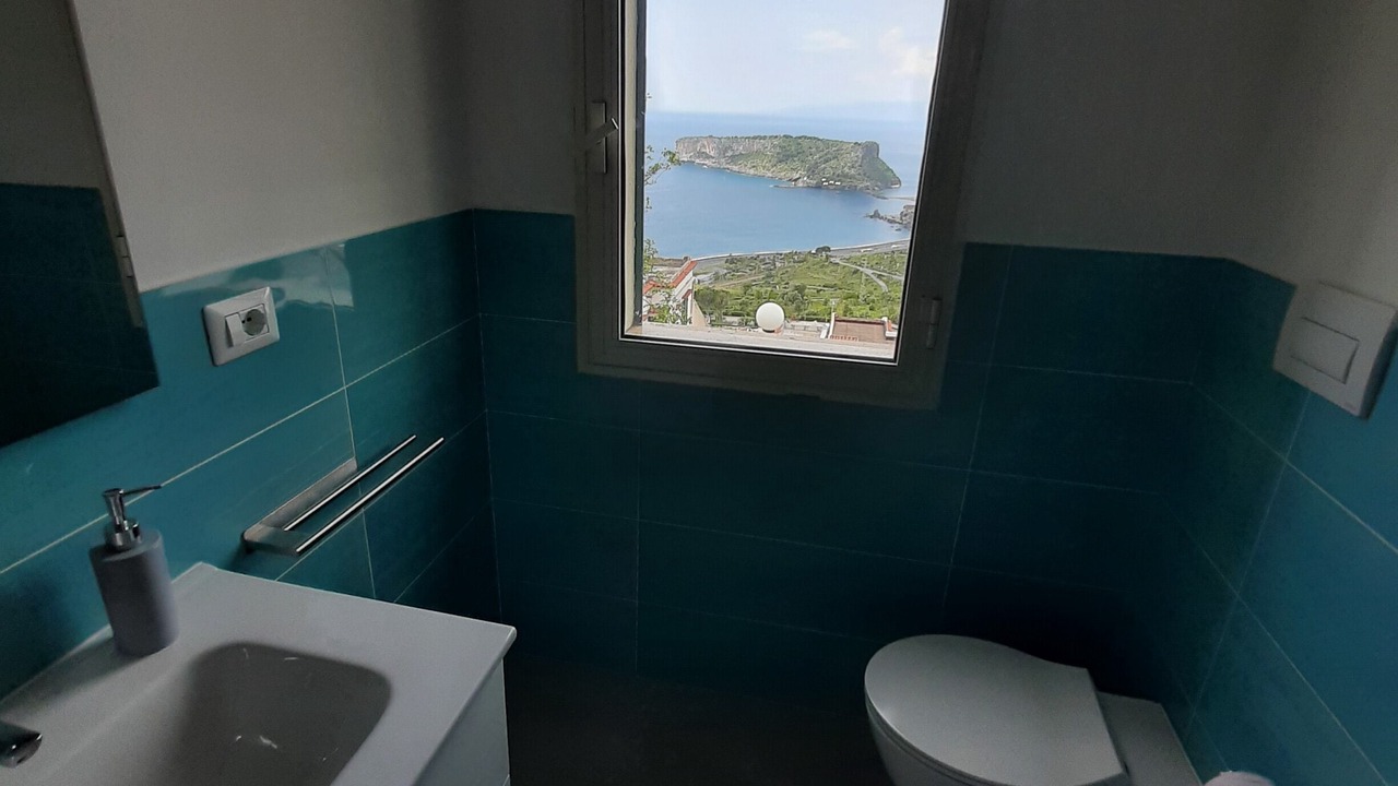 Photo of Bathroom in San Nicola Arcella