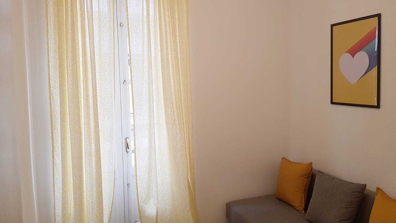 Photo of Livingroom in Historical Downtown Salerno