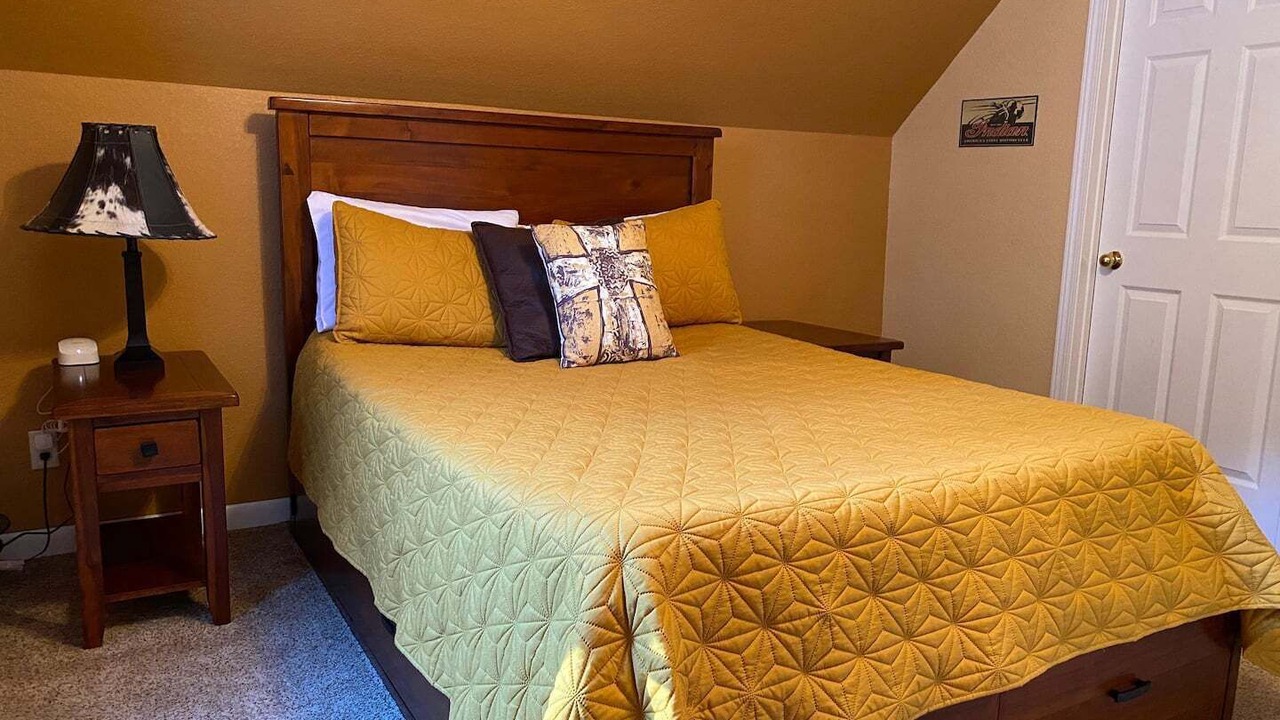 Photo of Bedroom in Deadwood