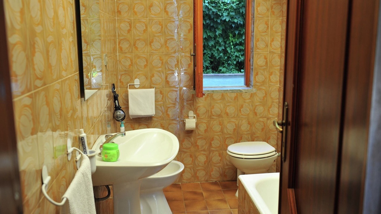 Photo of Bathroom in Palinuro