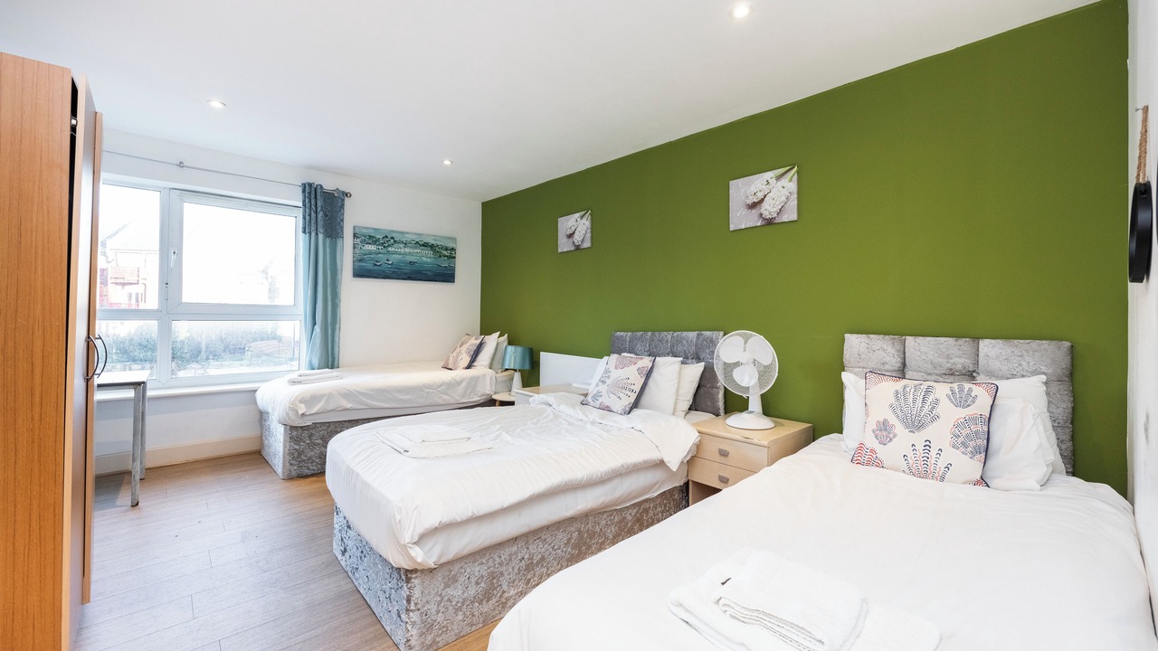 Photo of Bedroom in Island Gardens