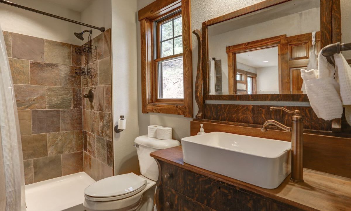Photo of Bathroom in Deadwood
