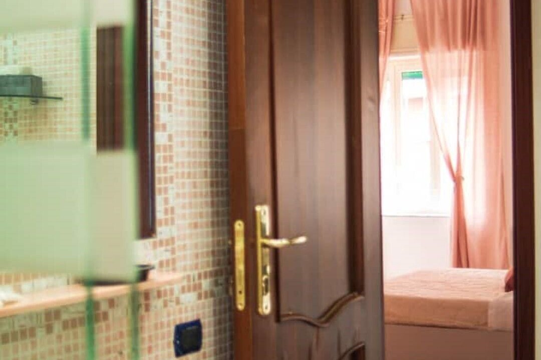 Photo of Bathroom in Naples City Centre