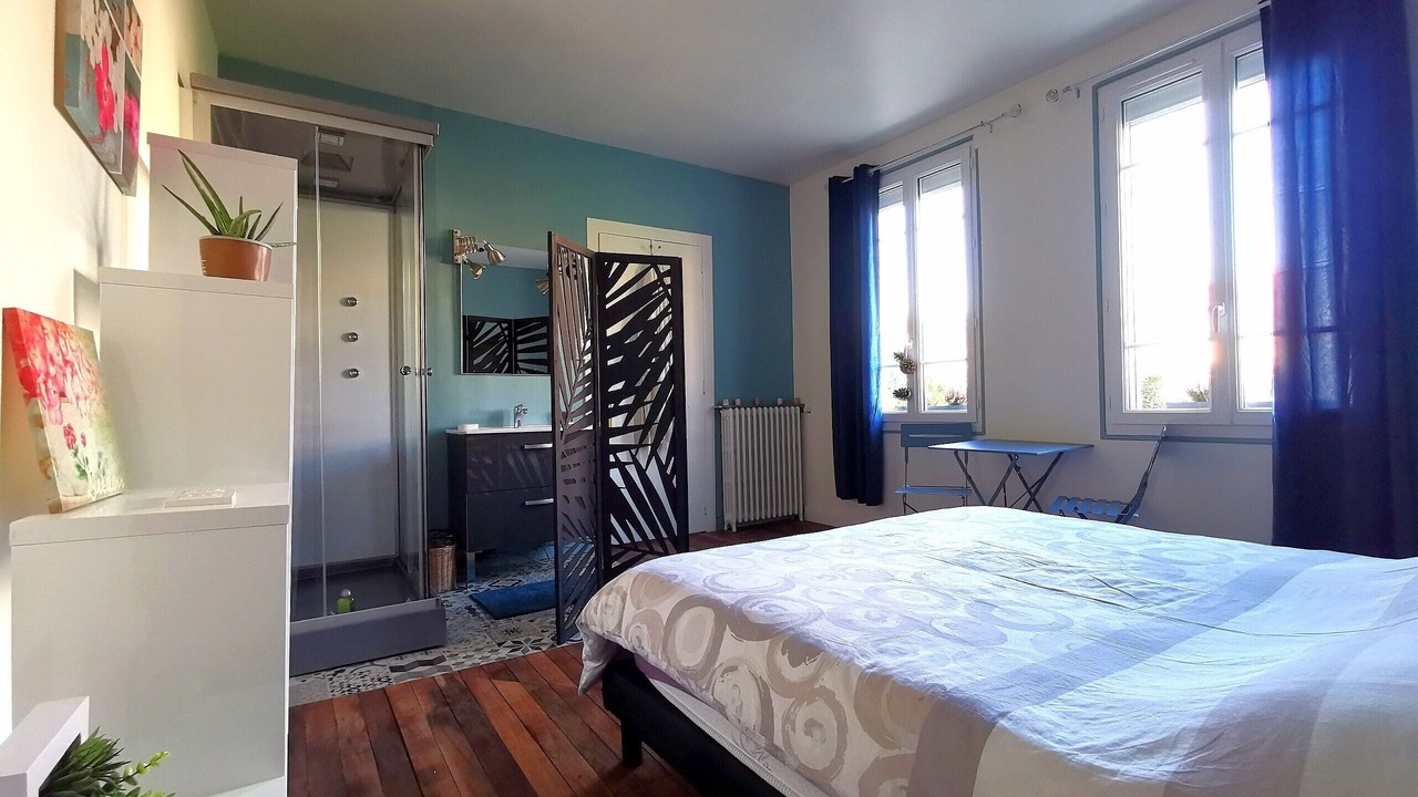 Photo of Bedroom in Saint-Junien